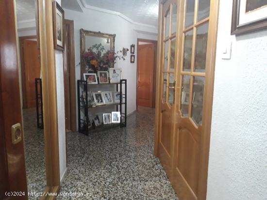 VIVIENDA EN CREVILLENTE - ALICANTE