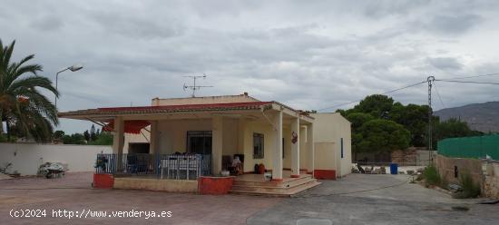  CHALET EN VENTA EN CREVILLENTE - ALICANTE 