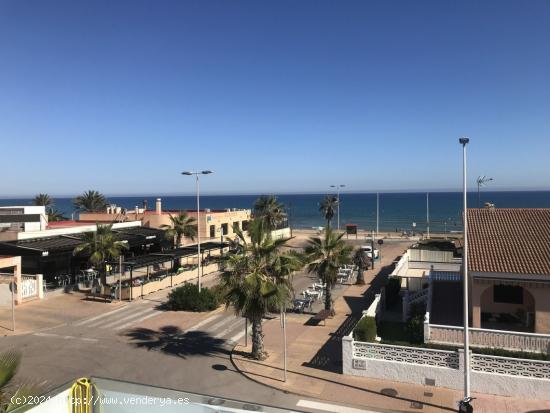 A 60 m DE LA PLAYA Y CON VISTAS AL MAR!!! - ALICANTE