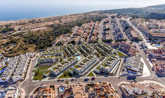 NUEVOS APARTAMENTOS EN VENTA, A 20 MINUTOS DE ALICANTE y ELCHE, COSTA BLANCA - ALICANTE