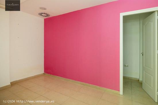 Local comercial en Granada zona Zaidin - Ref. 325842 - GRANADA