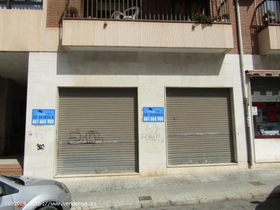 LOCAL COMERCIAL EN LAS CHIMENEAS - ALICANTE