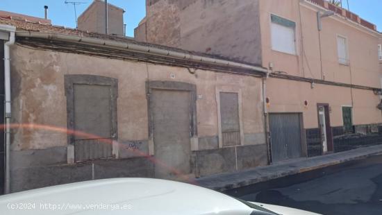 Casa para reformar en Avenida de Elda. - ALICANTE