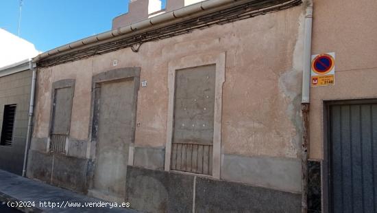 Casa para reformar en Avenida de Elda. - ALICANTE