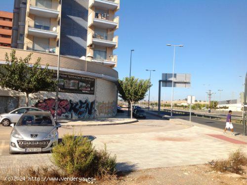 Local de 1.221 m2 en zona Mandarache - Hispania. - MURCIA