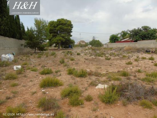 Se vende terreno urbano de 2000 m2 en Betera. / H H Asesores, Inmobiliaria en Burjassot/ - VALENCIA