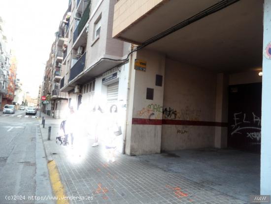 Venta de plaza de aparcamiento en Burjassot-Godella. / HH Asesores, Inmobiliaria en Burjassot/ - VAL