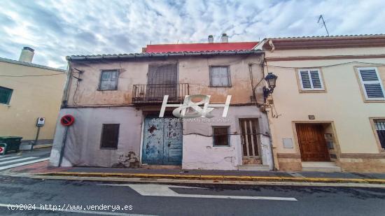 Casa de pueblo para reformar en Godella. / HH Asesores, Inmobiliaria en Burjassot/ - VALENCIA