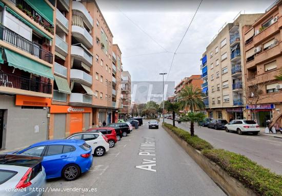 Local comercial Único en zona Concordia. / HH Asesores, Inmobiliaria en Burjassot/ - VALENCIA