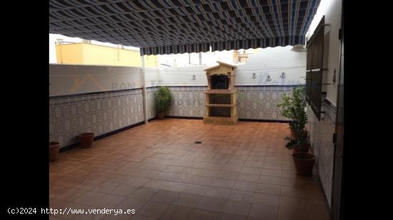  SE VENDE PISO EN EL EJIDO ZONA LOMA DE LA MEZQUITA - ALMERIA 