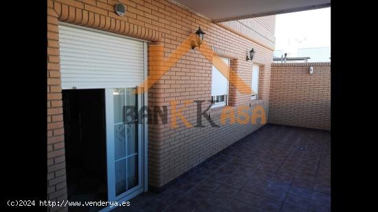  VIVIENDA SOBRE ALMACÉN EN VENTA EN SANTA MARÍA DEL ÁGUILA - ALMERIA 