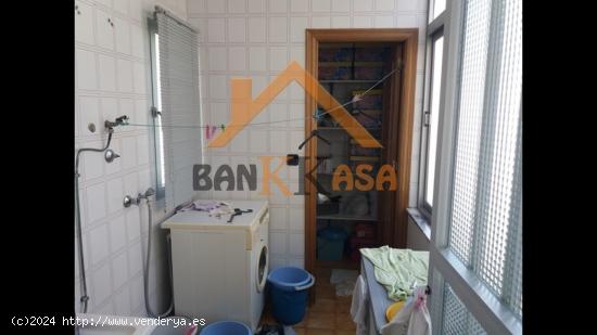 SE VENDE PISO EN EJIDO ZONA CENTRO - ALMERIA