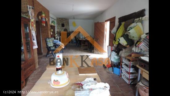 SE VENDE CASA CON TERRENO EN CHERÍN (UGÍJAR) PROVINCIA DE GRANADA - GRANADA