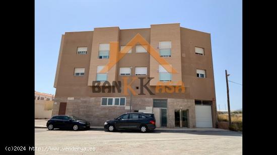  SE VENDE PISO EN VÍCAR ZONA LA PUEBLA DE VÍCAR - ALMERIA 