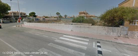 ¿QUIERES LLEVAR A CABO TU PROYECTO JUNTO A LA PLAYA? - ALICANTE