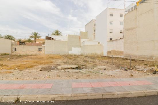 LLEVA A CABO TU PROYECTO SOÑADO CON ESTE INCREÍBLE SUELO URBANO. - ALICANTE