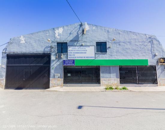 AMPLIA NAVE EN VENTA DE 1309 m2 DE SUELO INDUSTRIAL, SITUADA EN  CATRAL. - ALICANTE