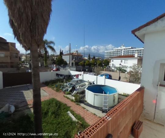  Magnifica casa adosada, independiente con vistas a la playa de fuengirola. - MALAGA 