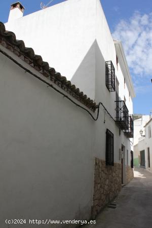  SE VENDE CASA EN PEGALAJAR - JAEN 