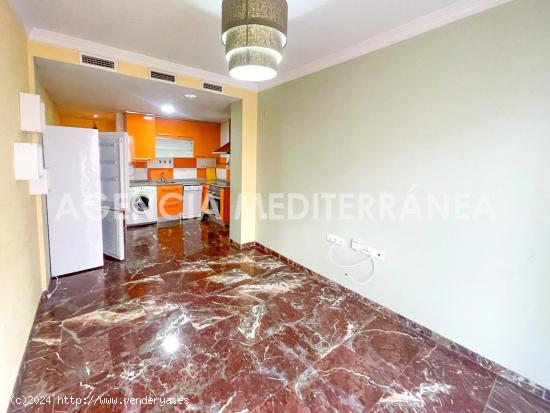 Estupendo apartamento en zona En Corts - VALENCIA