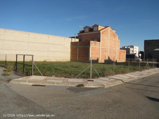 SOLAR URBANO ESQUINERO EN L'ALDEA - TARRAGONA