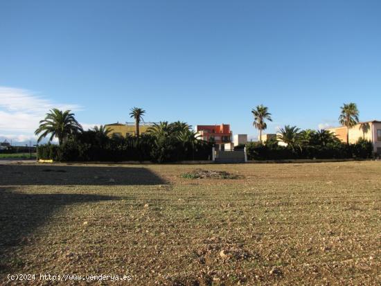 SOLAR URBANO CON FACHADA A CUATRO CALLES EN L'ALDEA - TARRAGONA