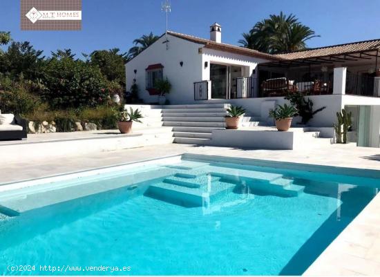 CORTIJO ANDALUZ CON COMODIDADES DE LUJO - UN OASIS CERCA DEL MAR A LOS PIES DE SIERRA BERMEJA - MALA