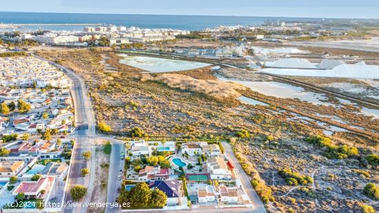 Se Vende en Torrevieja - ALICANTE