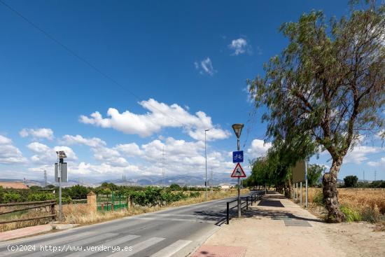 PARCELA DE 5000 EN HIJAR, ZONA MERCADONA - GRANADA