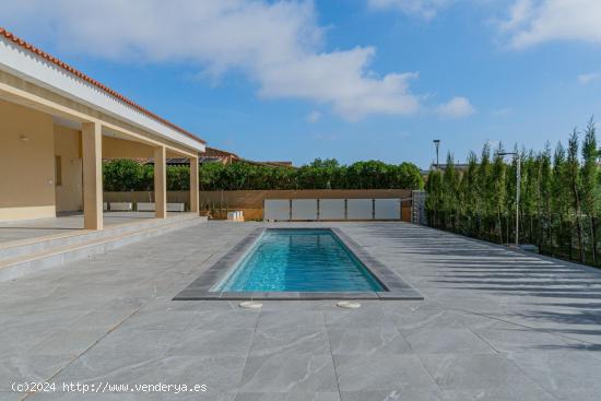 Chalet de nueva obra con piscina en Sa Rápita - BALEARES