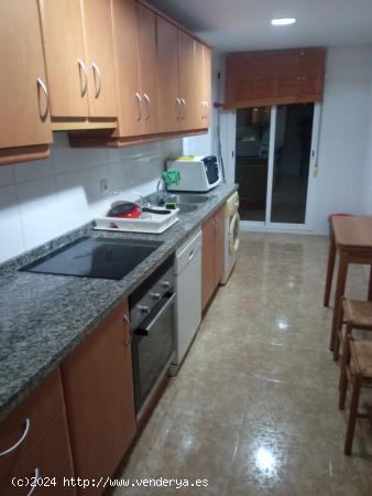 Piso con garaje en  venta en  Alcoy - El Camí - ALICANTE