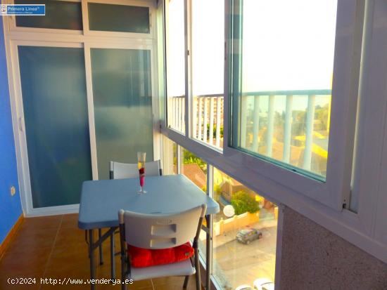 Venta de apartamento de 2 dormitorios en Playa Honda - MURCIA