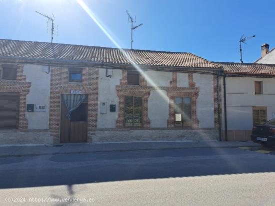  Casa en venta en Campo de Cuéllar. Ref. 1951 - SEGOVIA 