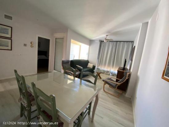 APARTAMENTO DE 2 HABITACIONES Y 2 BAÑOS EN URBANIZACIÓN ESPIGÓN - HUELVA