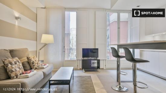 Apartamento entero de 2 dormitorios en Barcelona. - BARCELONA