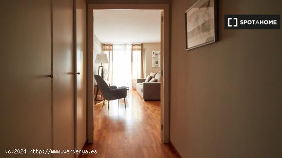 Piso entero de 4 habitaciones en barcelona. - BARCELONA