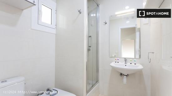 Apartamento de 2 dormitorios en alquiler en Gràcia - BARCELONA