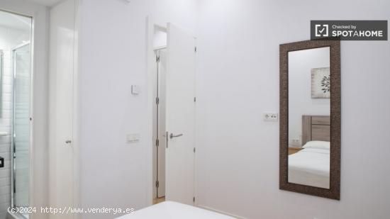 Apartamento de 2 dormitorios en alquiler en Centro - MADRID