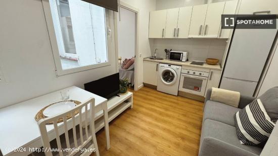 Apartamento de 1 dormitorio en alquiler en Delicias - MADRID