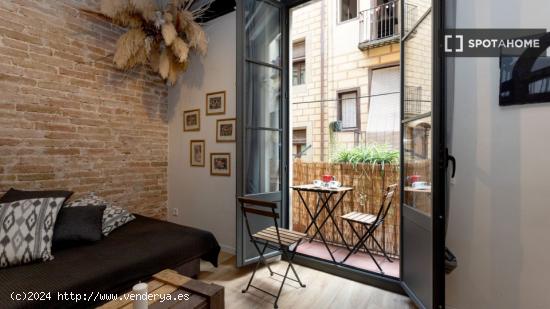 Apartamento De 1 Dormitorio En Ciutat Vella - BARCELONA