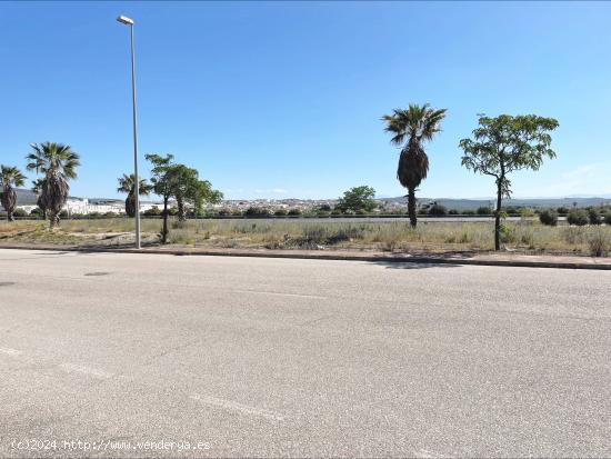 Venta Suelo Industrial en Polígono Casería del Rey - MALAGA