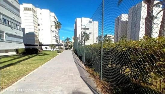 Vistas al Mar en Urbanova – Piso de Ensueño - ALICANTE