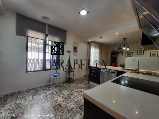 ESPECTACULAR CASA DE 332M2 EN PLENO CASCO HISTÓRICO DE CÓRDOBA!!! - CORDOBA