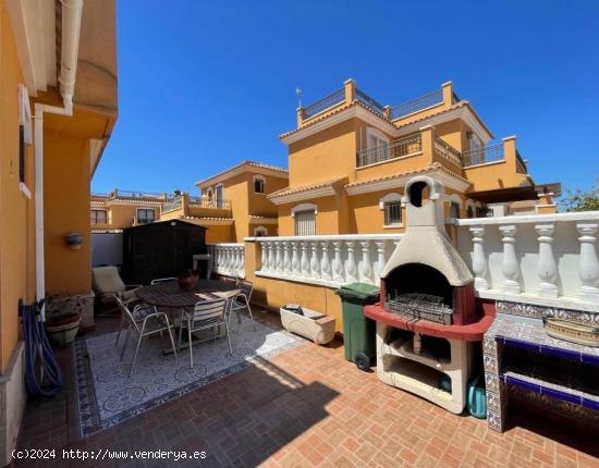 Quad en Sector 25, Cerca del palacio de los deportes de Torrevieja - ALICANTE