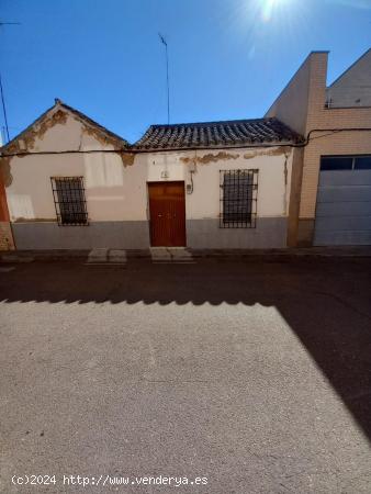 CASA DE PUEBLO PARA REFORMAR EN MORA (TOLEDO) - TOLEDO