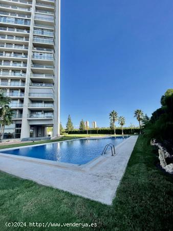 SE VENDE UN APARTAMENTO EN PONIENTE, BENIDORM - ALICANTE