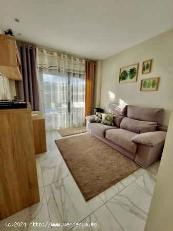 SE VENDE UNA CASA INDEPENDIENTE EN BALCÓN DE FINESTRAT - ALICANTE