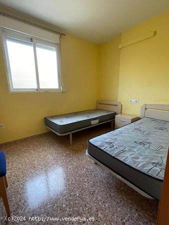 SE VENDE UN PISO EN VILLAJOYOSA - ALICANTE