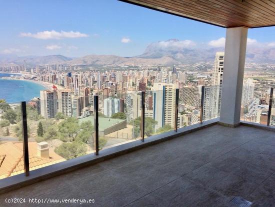 VILLA DE LUJO EN VENTA EN BENIDORM - ALICANTE