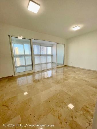 SE VENDE EL PISO CON VISTAS AL MAR EN PONIENTE, BENIDORM - ALICANTE